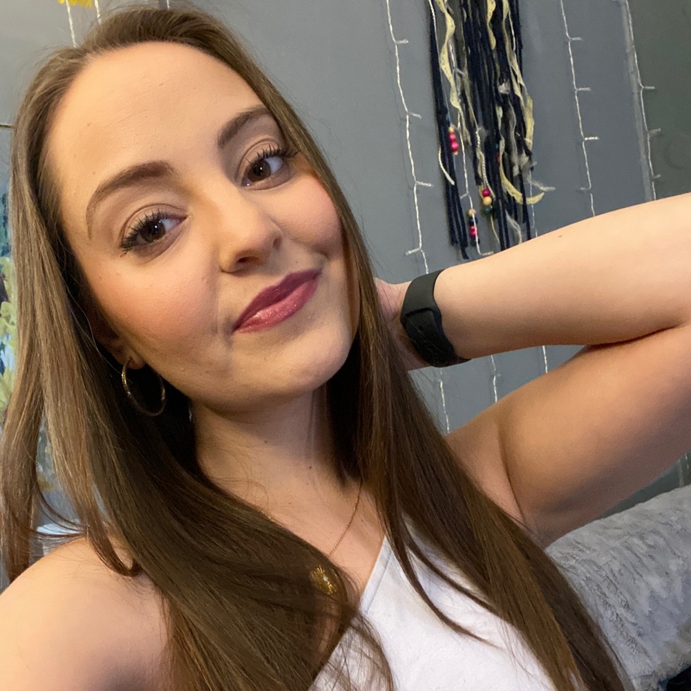 Meet your Posher, Ally